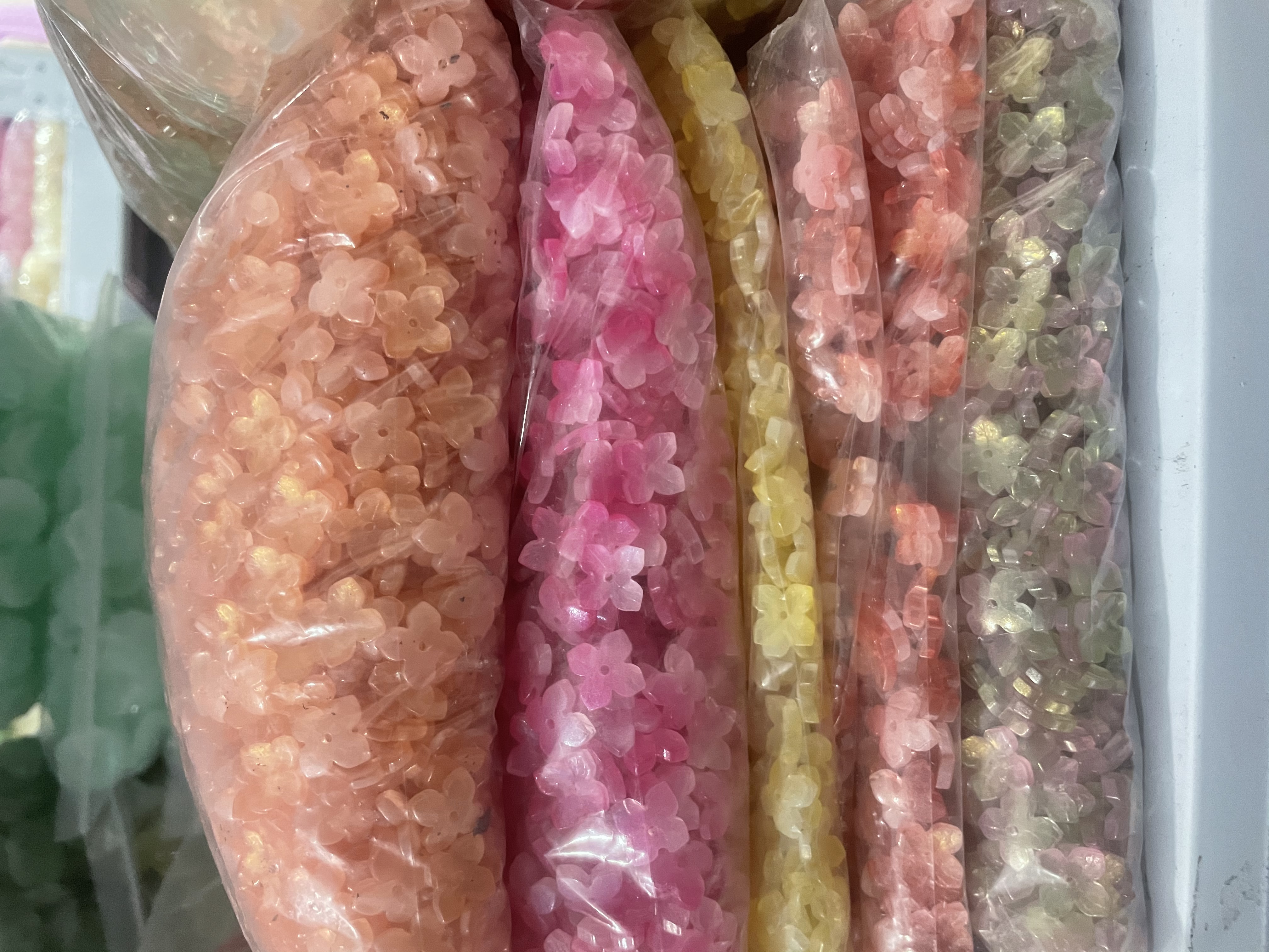 厂家批发10mm/14mm绣球花琉璃花瓣diy手工饰品配件古风发簪头饰材料 国风仿古车挂材料