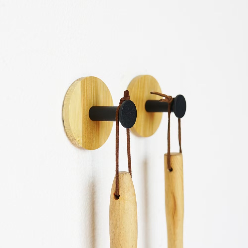 木材质无痕挂钩 粘钩设计方便实用 适用于书包挂钩 收纳整理更方便详情图4