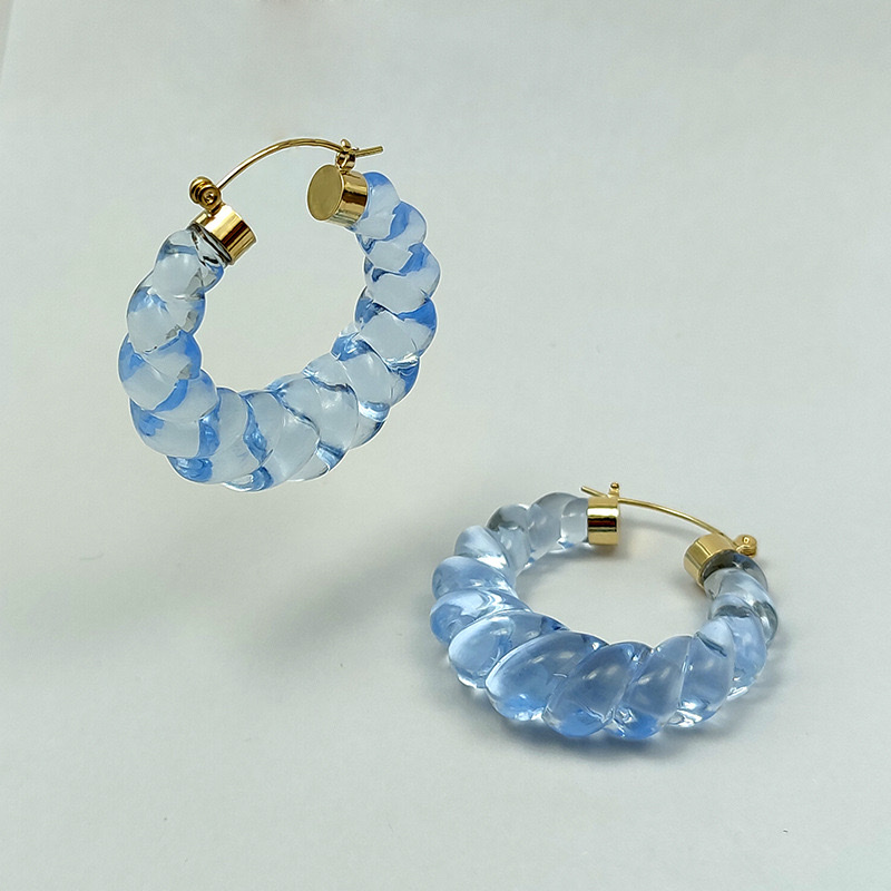 Copper and resin earrings, simple and fashionable earrings, high-quality earrings and accessories, suitable for women to pair with eco-friendly materials and durable accessories details Picture