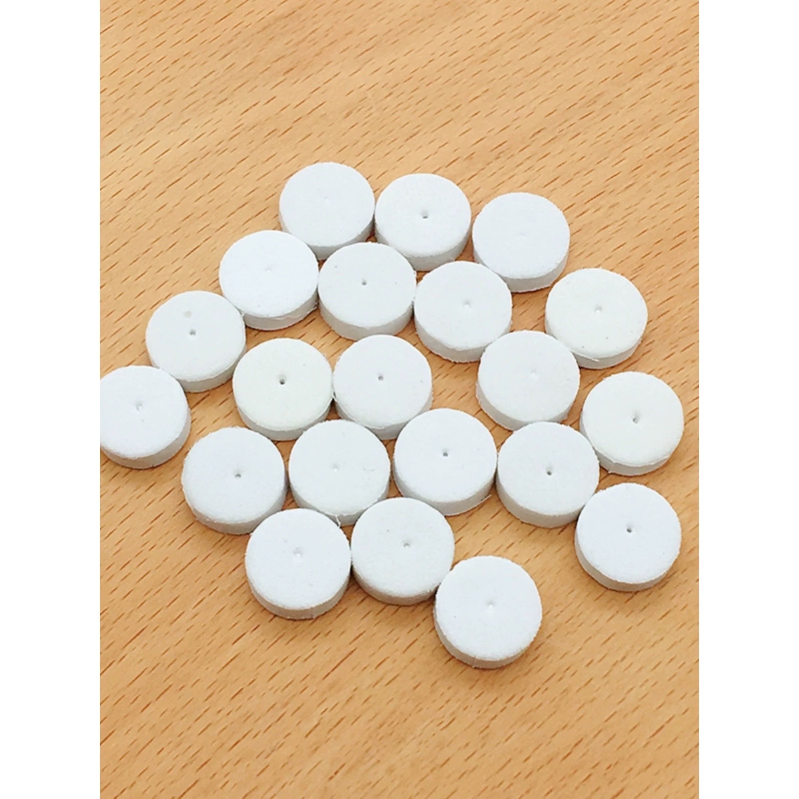 Partition jewelry, foam shock-absorbing gasket, foam pad, anti-puncture and anti-bending needle, round plate, card, portable gasket, ear stud, earplug, sponge pad, diy jewelry accessories Item Picture