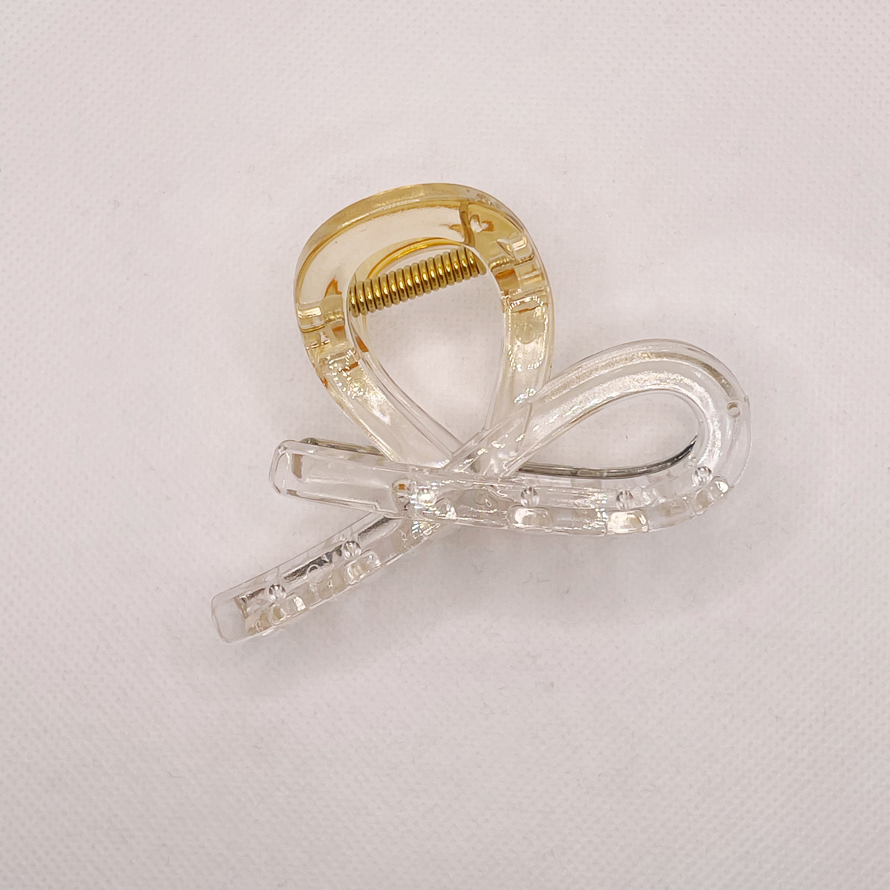 A simple and versatile accessory ~ A jelly-colored gripper with a niche design sense, a sophisticated and high-end look, and a fashionable shark clip for updo detail image 8