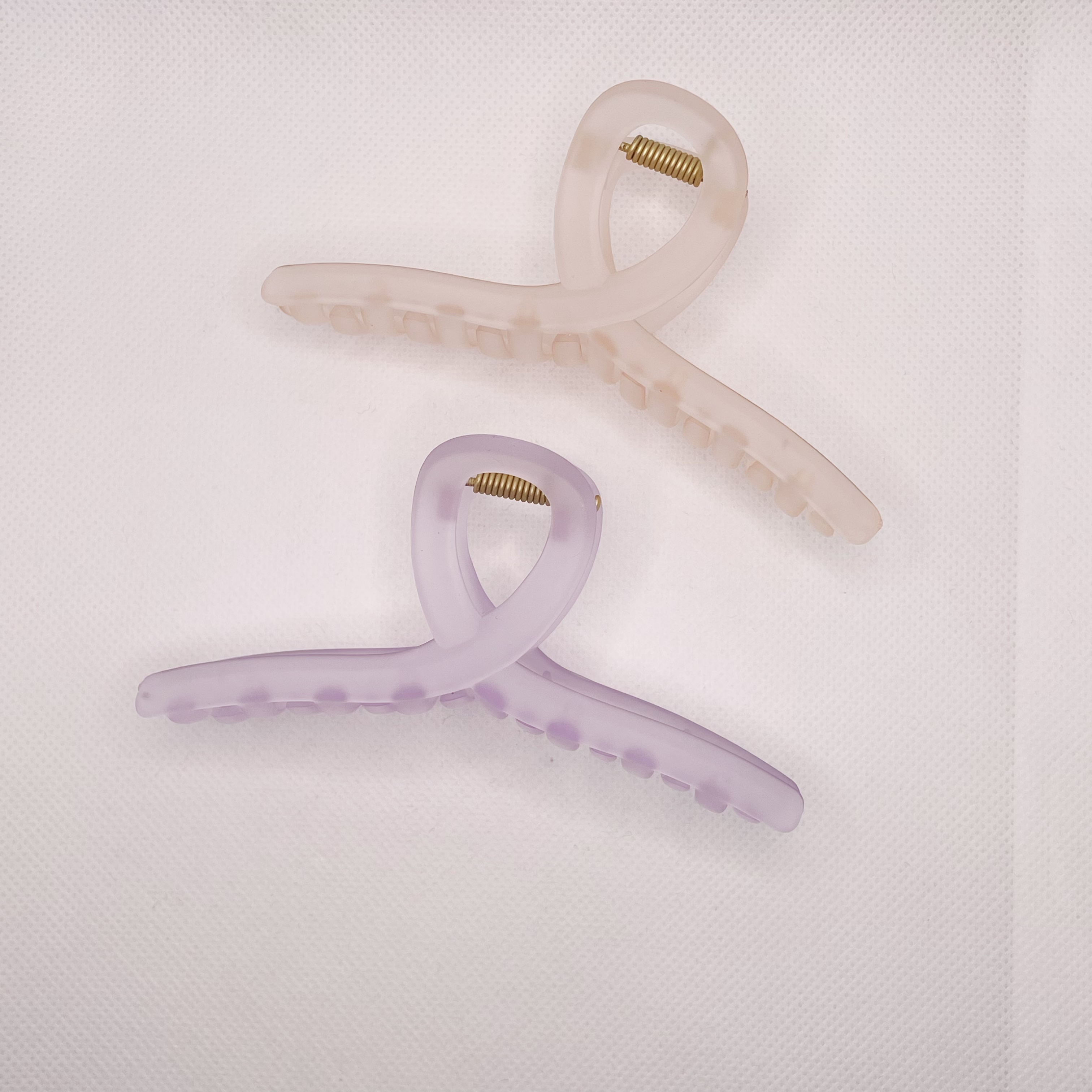 11cmPS material Korean girl hair clip, elegant and simple gripper, cross-matte hair gripper, medium-sized toiletries clip detail image 3