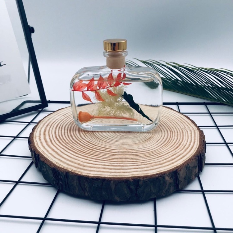 栀子花香薰，高品香薰精油，植物精油香薰产品图