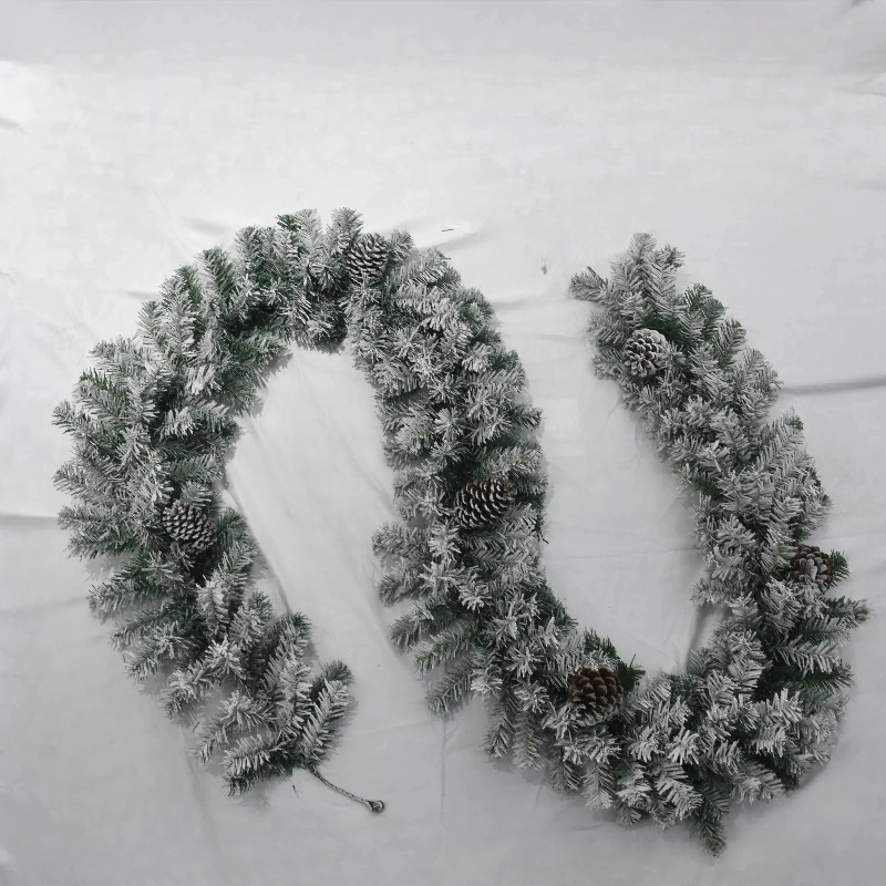 2025新款圣诞礼品摆件圣诞树裙风灯装饰藤条创意家居节日装饰品各种款式加红果松果植绒沾白pe松针材质详情图2