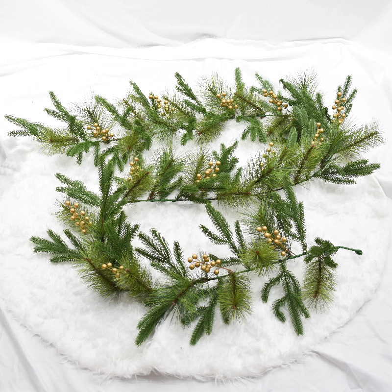 2025新款圣诞礼品摆件圣诞树裙风灯装饰藤条创意家居节日装饰品各种款式加红果松果植绒沾白pe松针材质详情图6