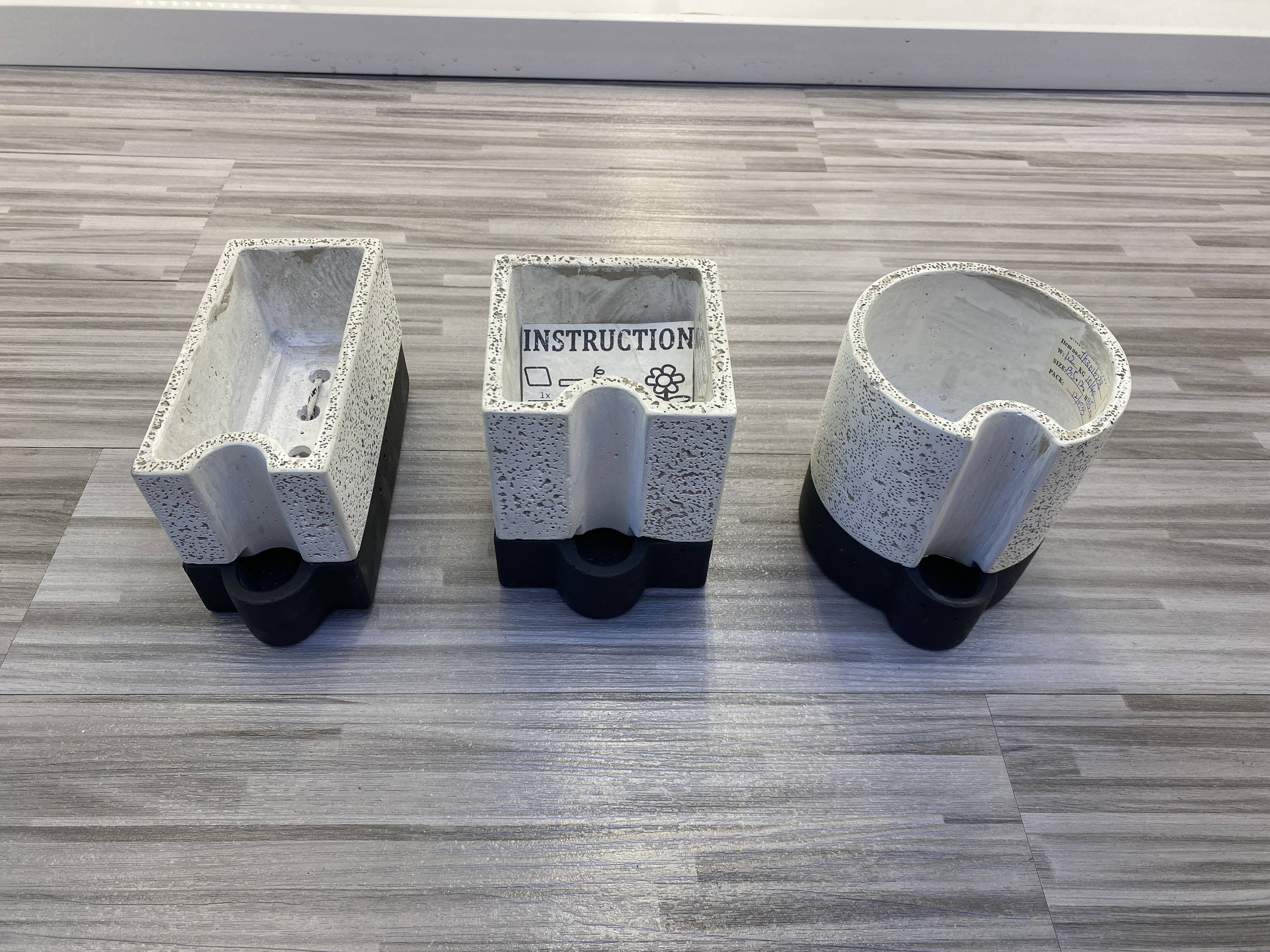 Senmil Home厂家直销外贸自吸水水泥花盆 花瓶花插 水泥工艺花盆 热销欧美 适合家居庭院种植插花水泥花盆水泥详情图4