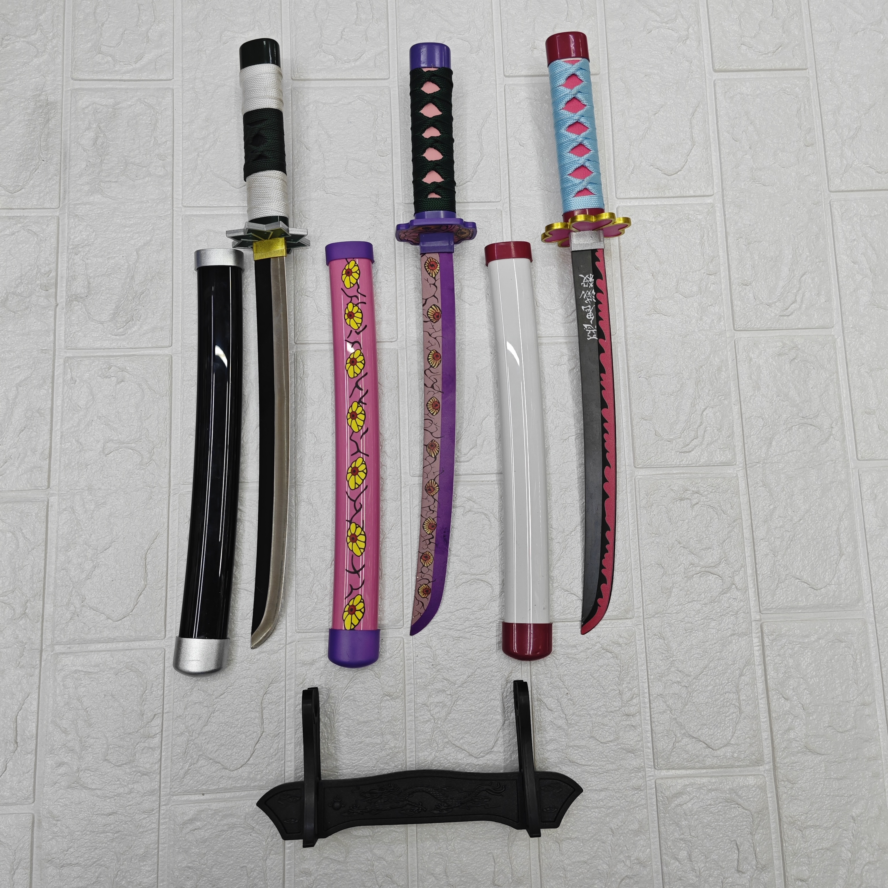 鬼灭之刃 金属刀剑 动漫武士刀 小武士刀cos 带架 金属摆件 玩具 儿童 未开刃 cosplay 道具详情图4