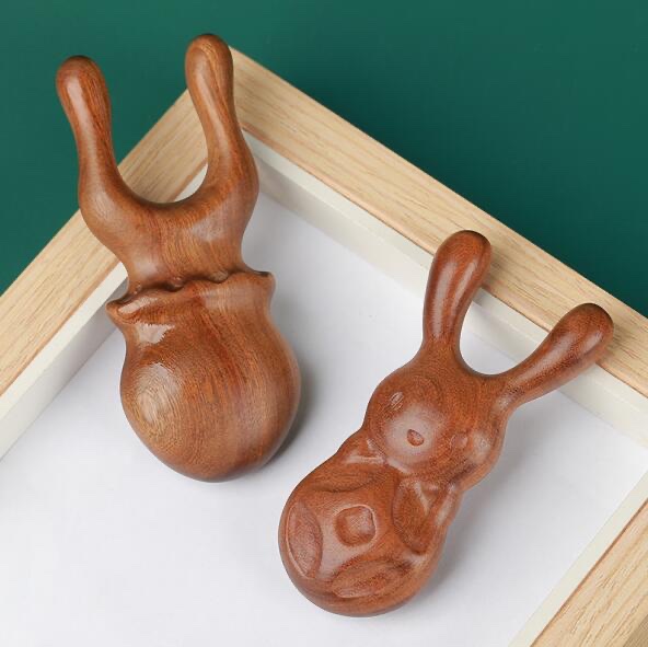 木梳按摩面部，刮痧，可以头部按摩，天然檀木产品图