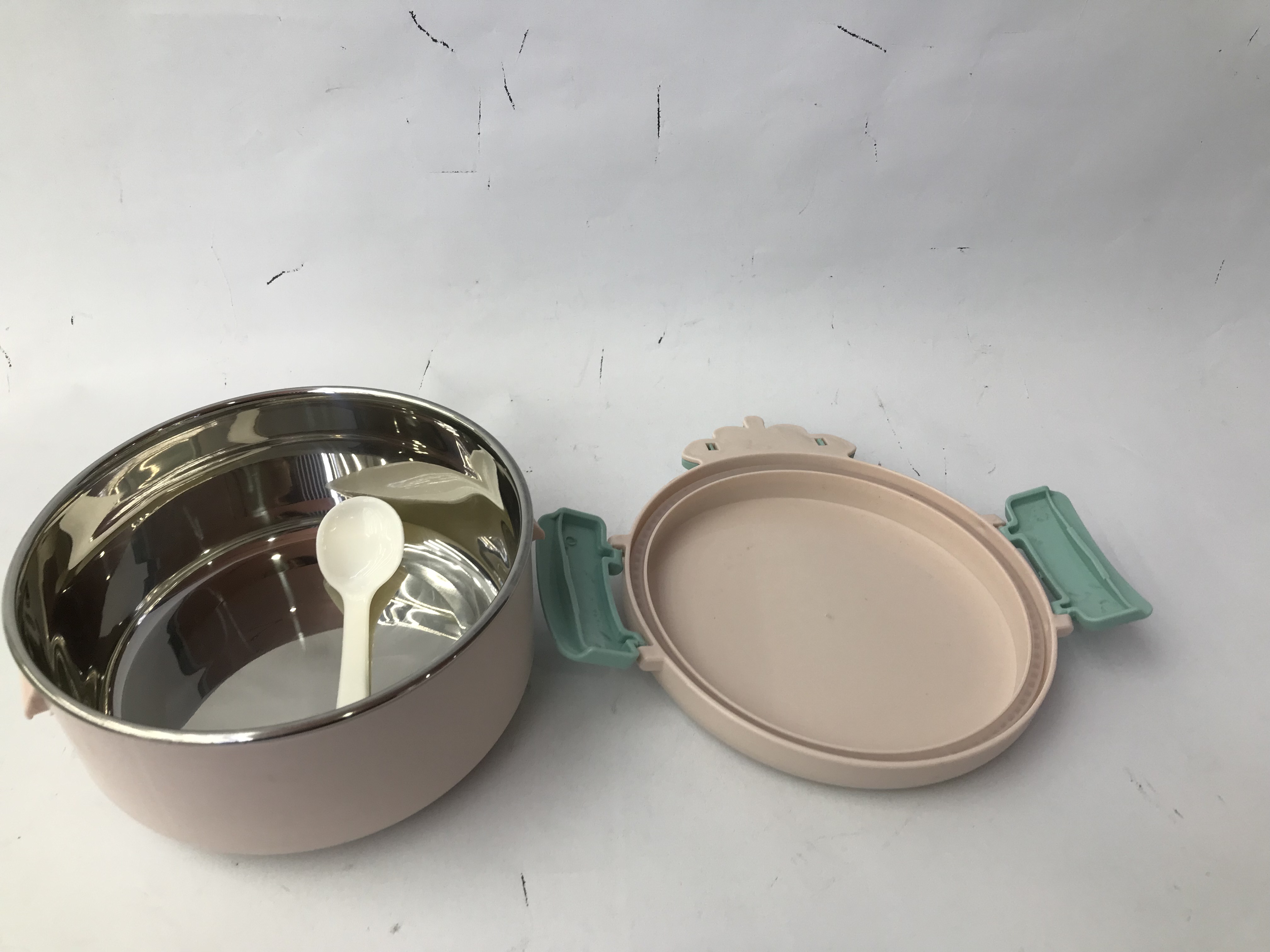 不锈钢保温饭盒 便当盒 饭餐盒 保温便携式饭盒 高品质保温饭盒 餐食保温长久保鲜 Specification image