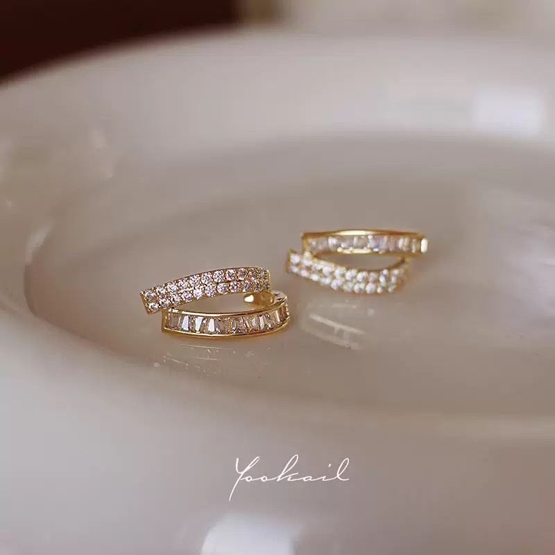 玫瑰金耳钉 饰品微镶嵌锆石耳环 精致耳饰 时尚优雅耳环女款 闪耀璀璨耳饰品耳环微镶嵌锆石耳环详情图3