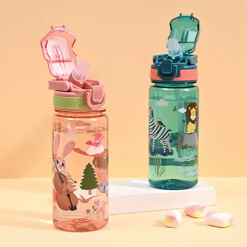 宝宝塑料儿童吸管杯可爱女学生水杯便携防摔网红喝水杯耐磨可爱壶细节图