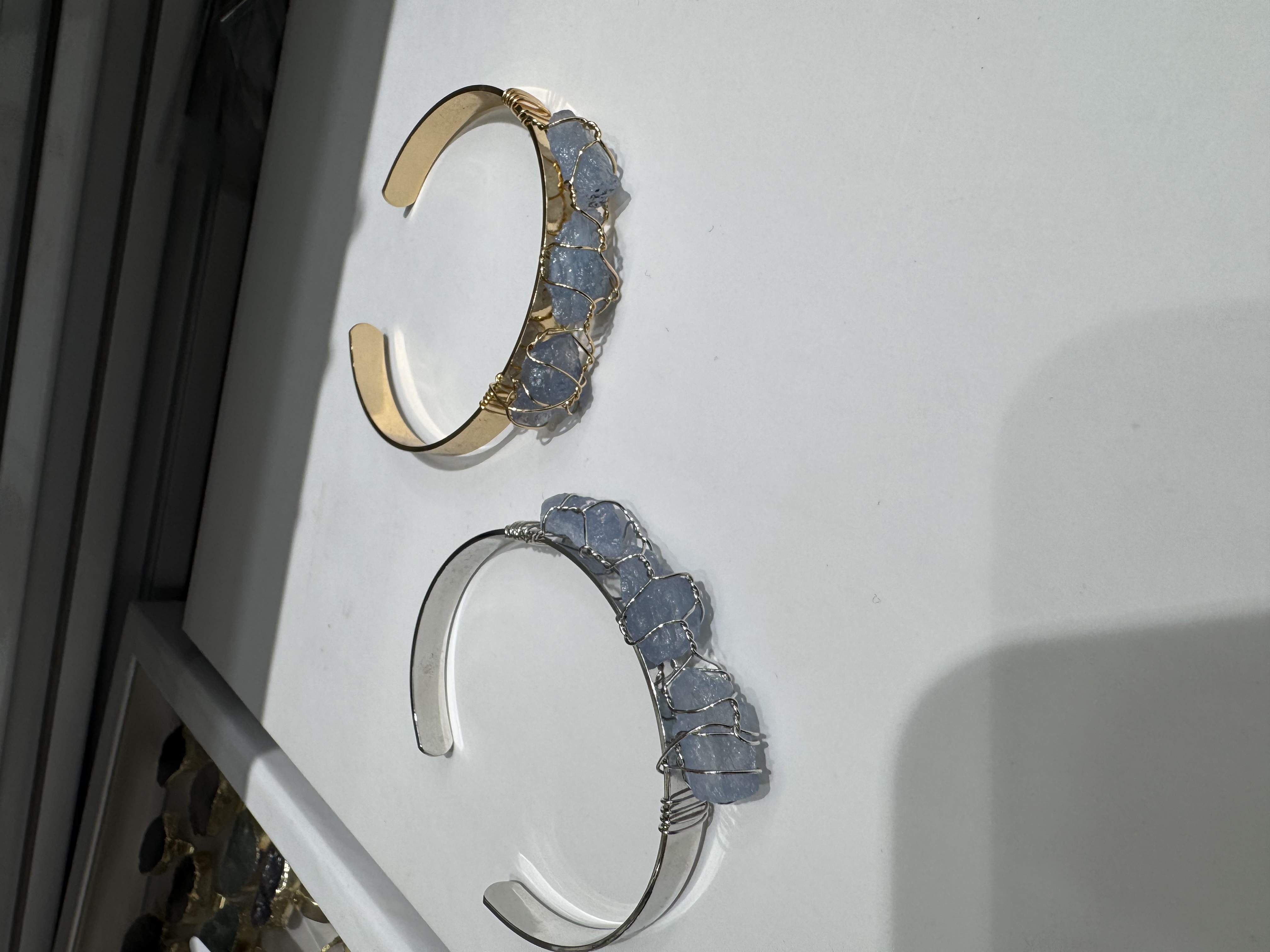 金色银色手镯.天然石手工.时尚潮流饰品 耐磨耐腐蚀 高质量手镯 长久保色 高雅大方手详情图3