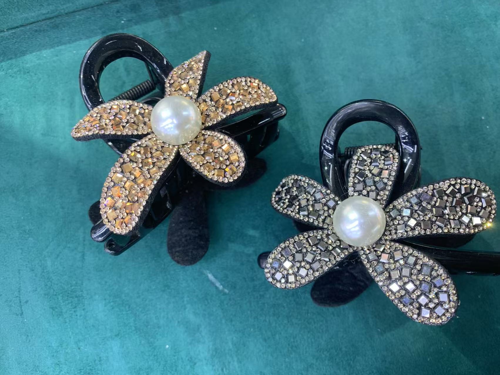 Bow design hair clip, grab clip headwear, simple and fashionable ladies' hair accessory, hair care decoration, exquisite and durable grab clip Specification image