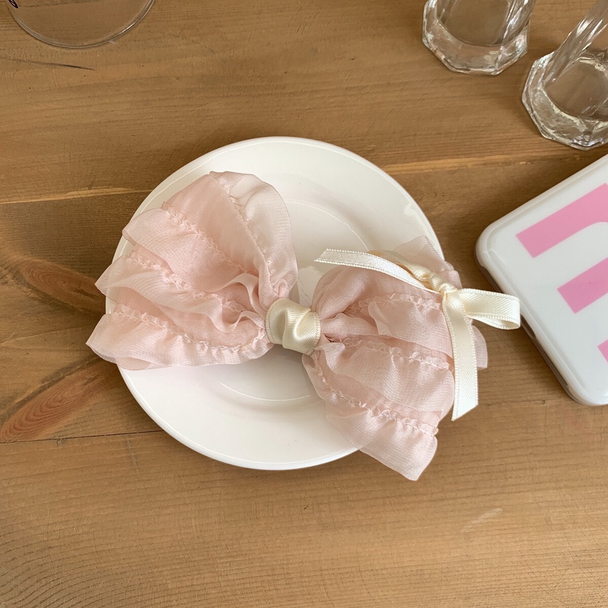 Bow hair clip, cream strawberry pink series, gauze, girlish style, ribbon, internet-famous hair accessory, bow hair clip, hair accessory, headwear details Picture