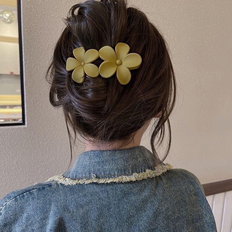时尚花朵夹子头饰女春夏发夹外出百搭后脑勺盘发大号鸭嘴夹发卡子头饰头绳天意饰品地摊抓夹细节图
