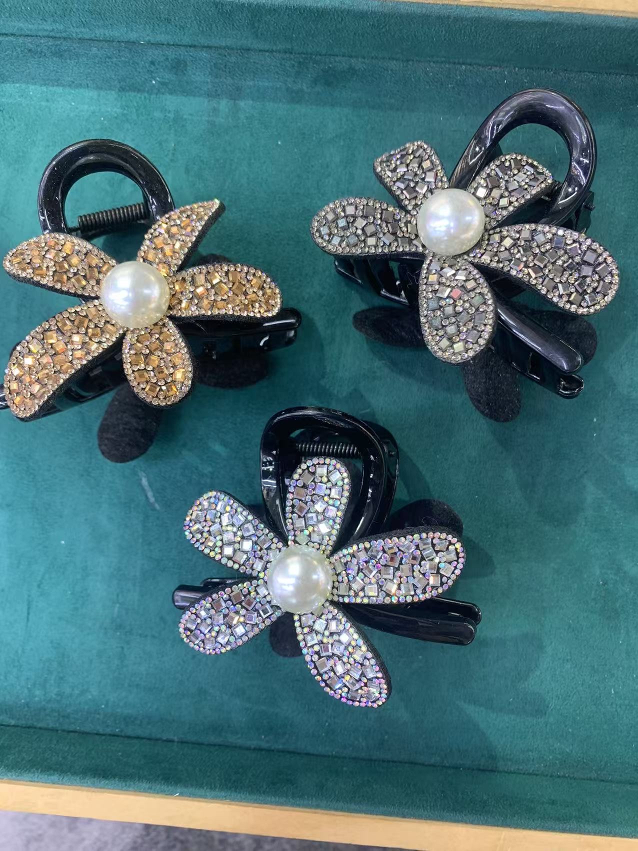 Bow design hair clip, grab clip headwear, simple and fashionable ladies' hair accessory, hair care decoration, exquisite and durable grab clip detail image 4