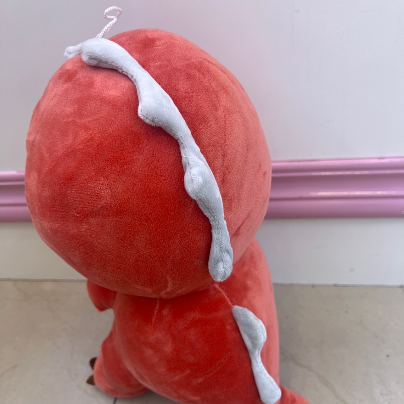 Car accessories: Inflatable banana toys, plush pop-pop ring dolls, decorative toy pendants, car interior decorations, cute and creative details Picture