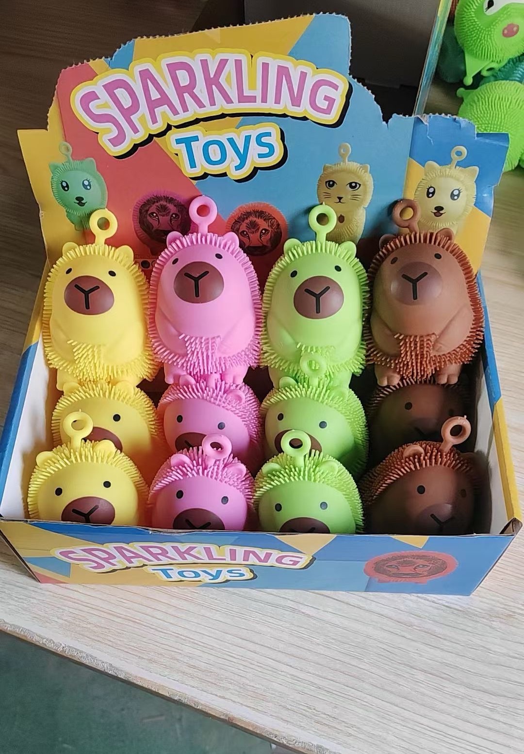 欧文周边儿童玩具 磁力积木块毽子 户外运动玩具 创意互动游戏 玩具毽子安全材质毛毛球