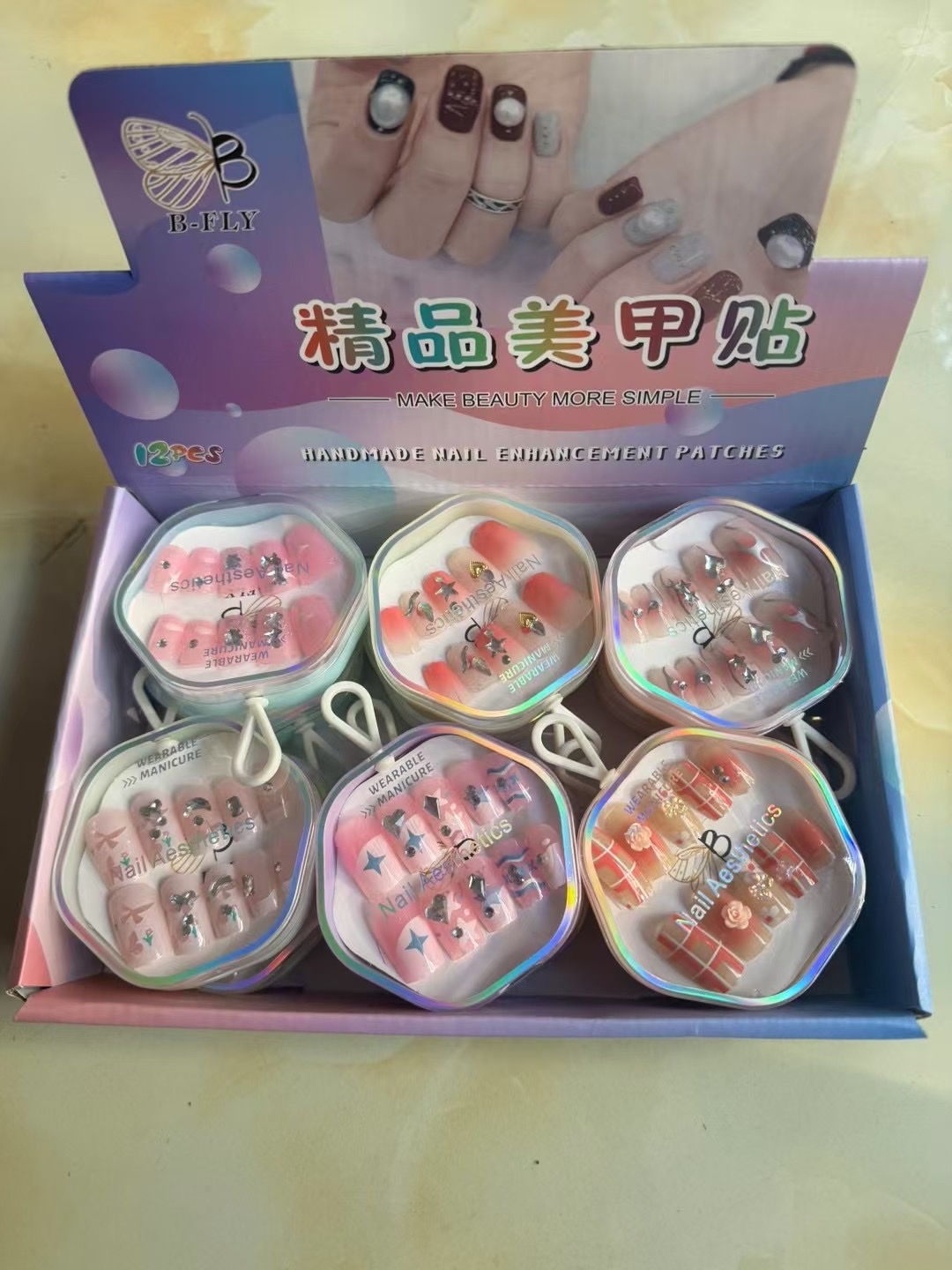 美甲、穿戴甲、假指甲图