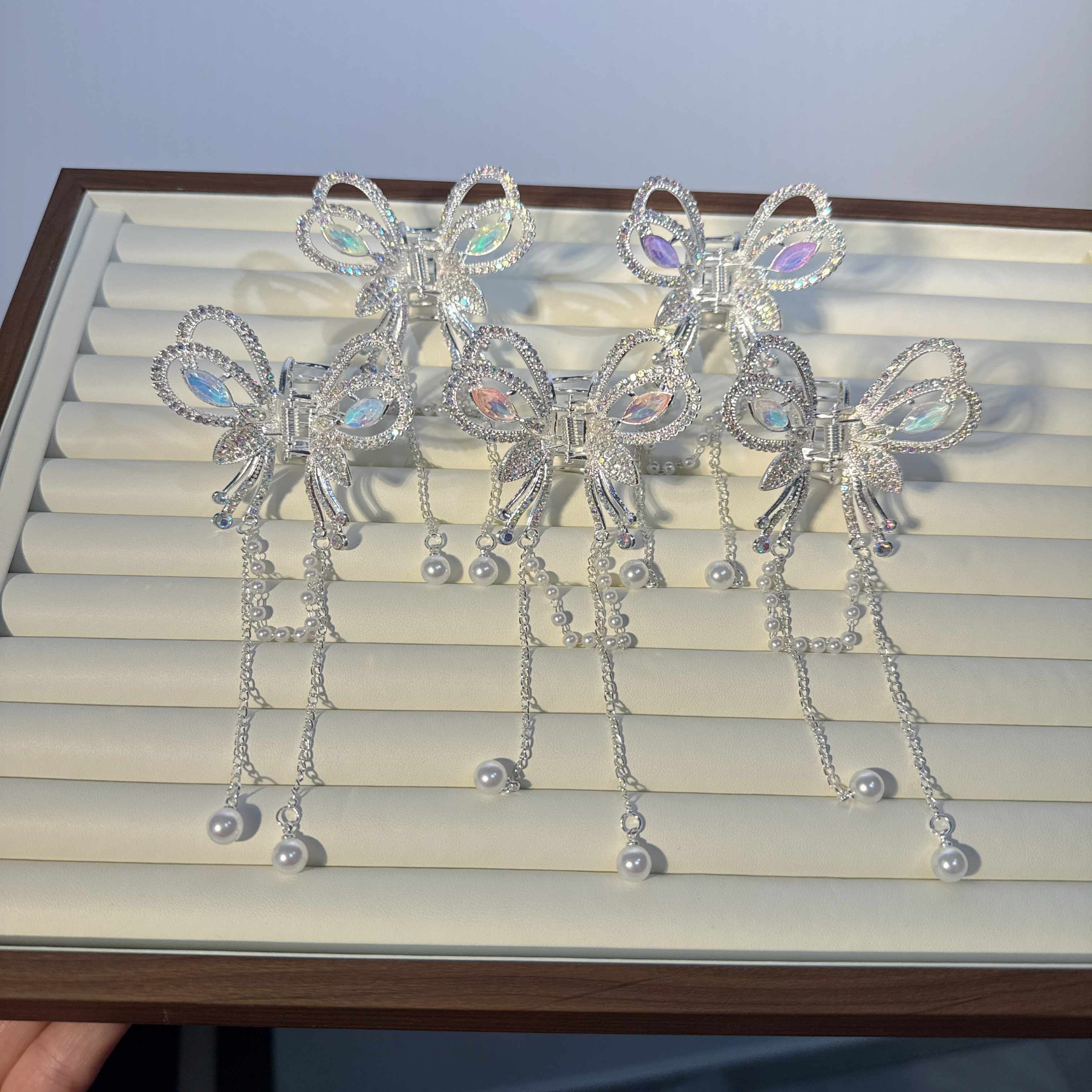 新款超仙蝴蝶结流苏抓夹女后脑勺发夹盘发发抓韩版鲨鱼夹头饰发饰