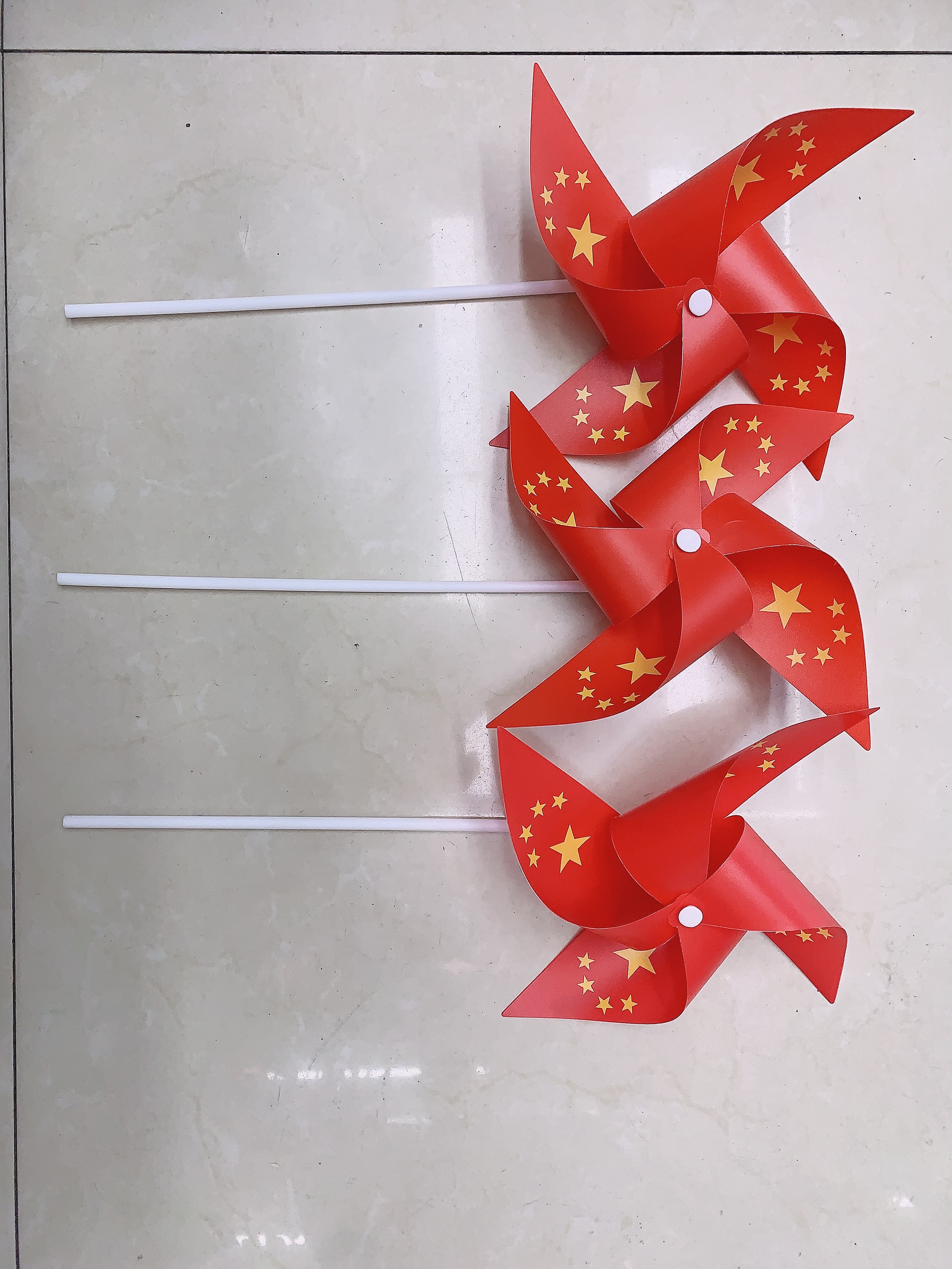 23公分四角国旗手持小风车造型 可拆卸组装简单 国庆沿街商铺装饰 活动庆祝用品佳品