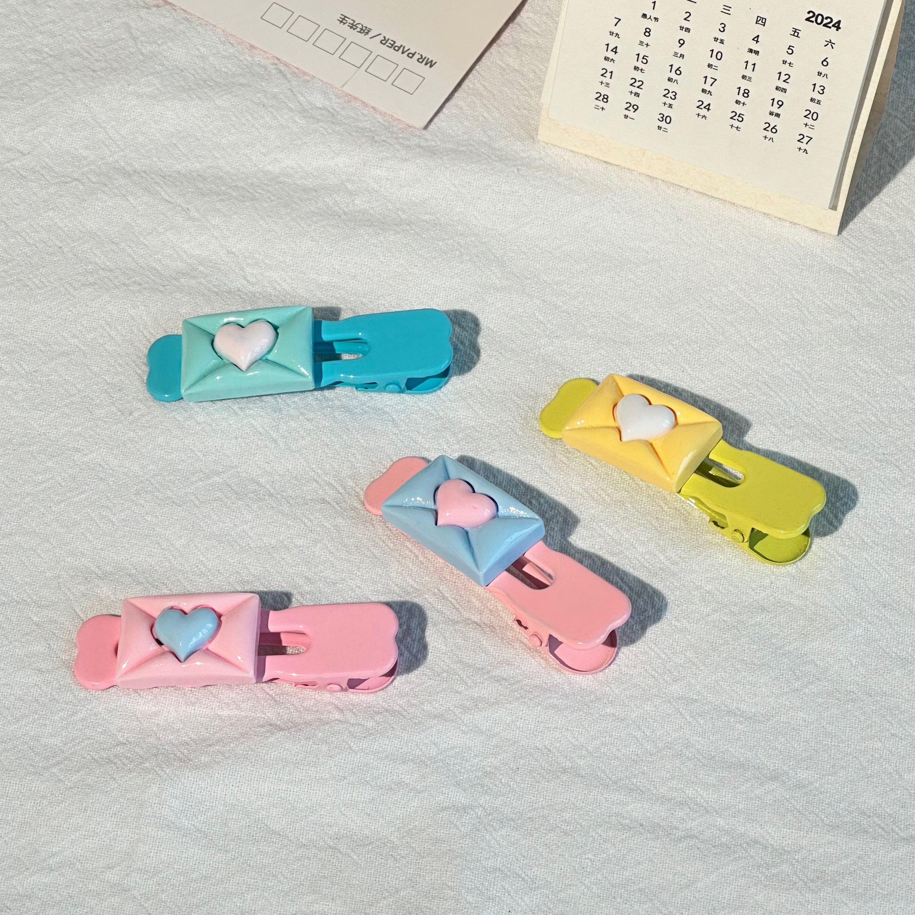 Little girl hair clips, iron clips, children's hair clips, fashionable ladies' headwear, hair accessories, Korean version, sweet and cute hair accessories, simple daily accessories, hair clips, hair clips details Picture