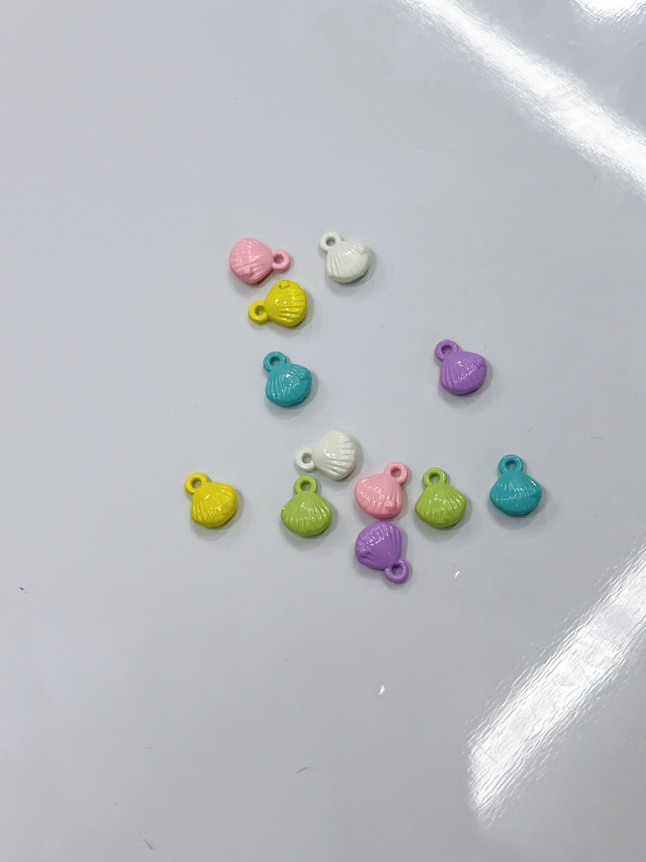 Zinc alloy jewelry accessories, auxiliary materials, spray-painted ocean, fresh and cute spring and summer, three-dimensional decorative pendants, DIY clothing, grand and self-created, trendy and fashionable, versatile necklaces, stud earrings, jewelry, mobile phone chains, color-preserving electroplating details Picture