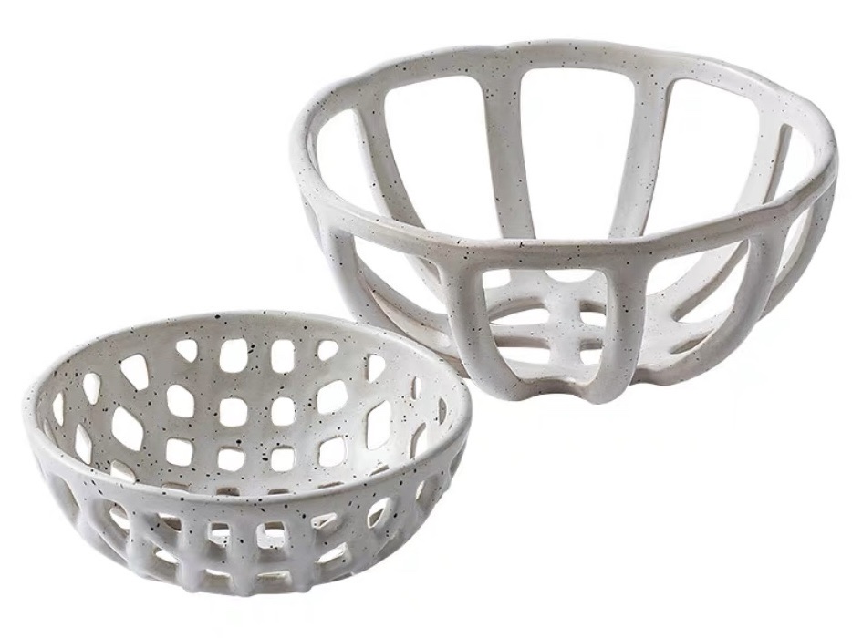 Ceramic hollow fruit basket two-piece fruit tray home daily design sense simple and practical details Picture
