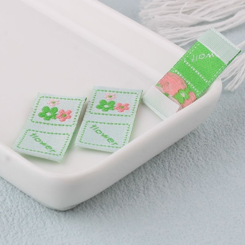 Fresh and delicate floral woven labels, non-fading lace, self-adhesive embroidered fabric stickers, diy scarves, rubber bands, hair clips, accessories, beaded fabric labels, fabric labels, planner materials, Korean style Application Scenario
