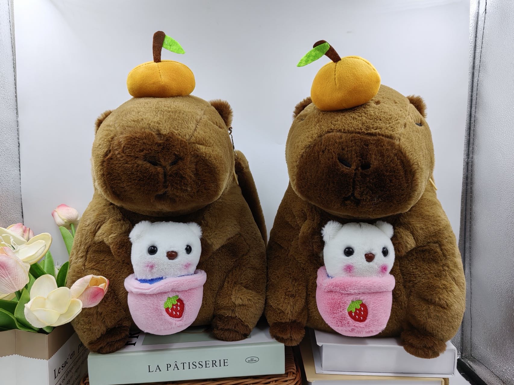 Cross-border wholesale Capibara backpack dolls, cute backpacks, capybara schoolbags, popular plush backpack figurines Specification image