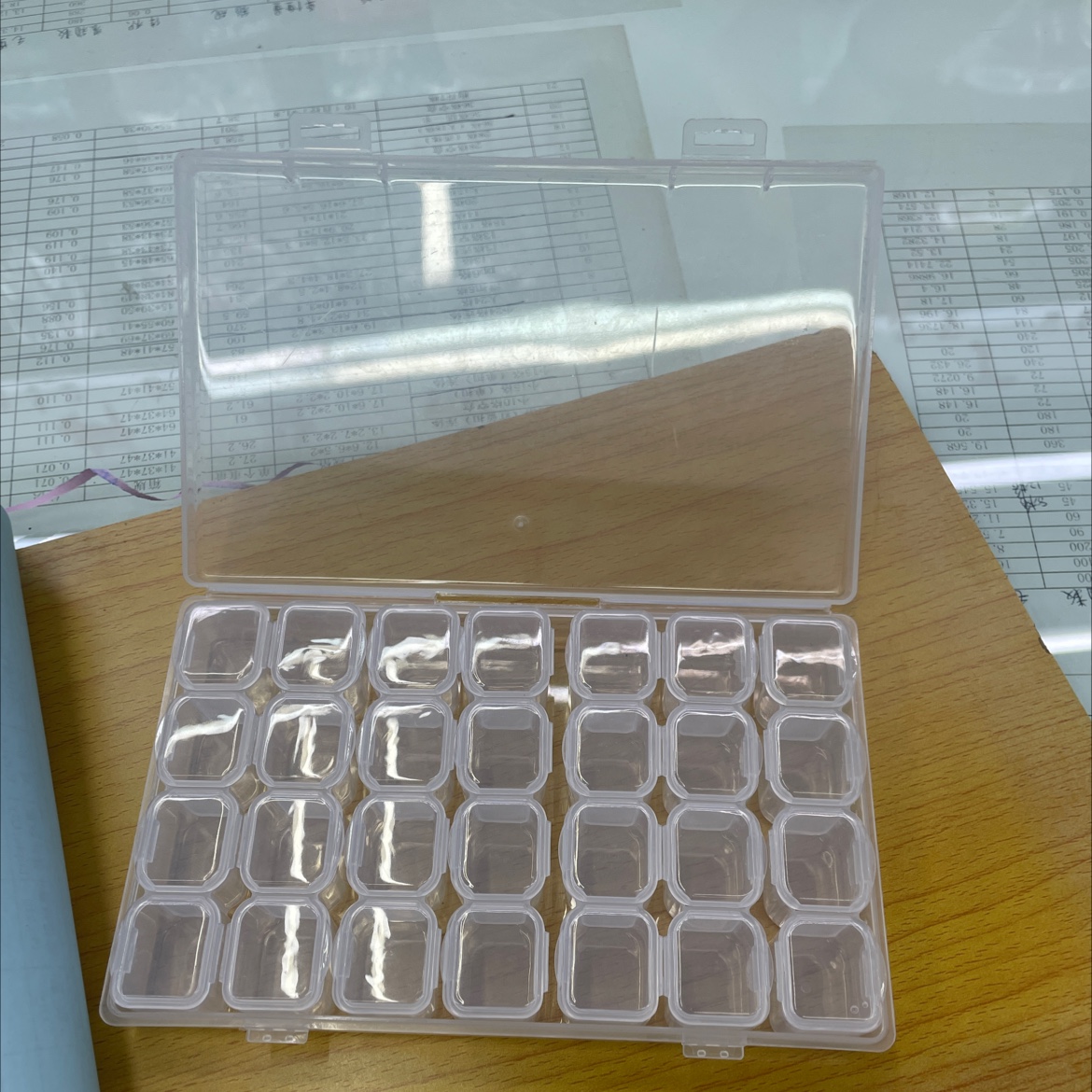 The rice bead storage box is for storing pills details Picture