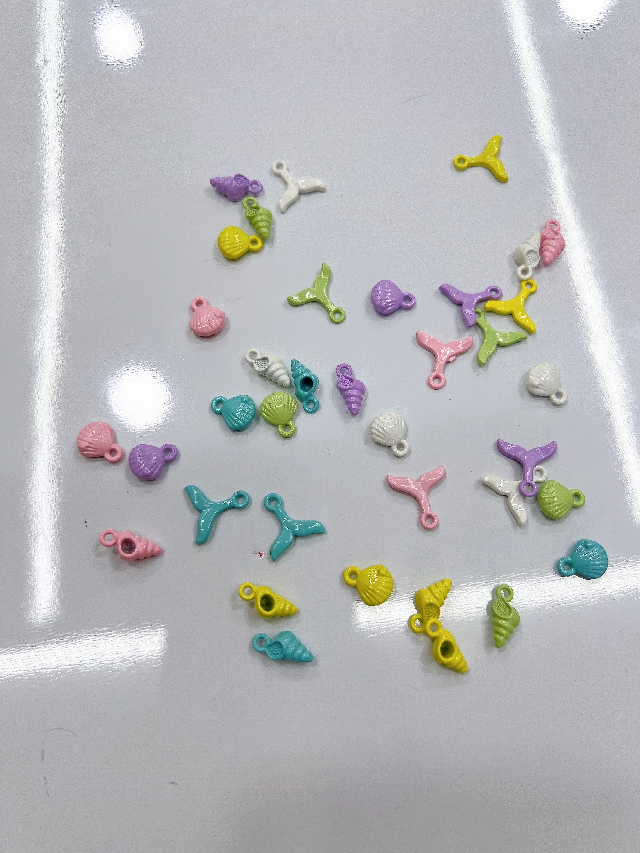 Zinc alloy jewelry accessories, auxiliary materials, spray-painted ocean, fresh and cute spring and summer, three-dimensional decorative pendants, DIY clothing, grand and self-created, trendy and fashionable, versatile necklaces, stud earrings, jewelry, mobile phone chains, color-preserving electroplating detail image 4