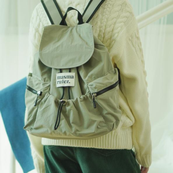 Korean fashionable adult backpacks, available in multiple colors Specification image