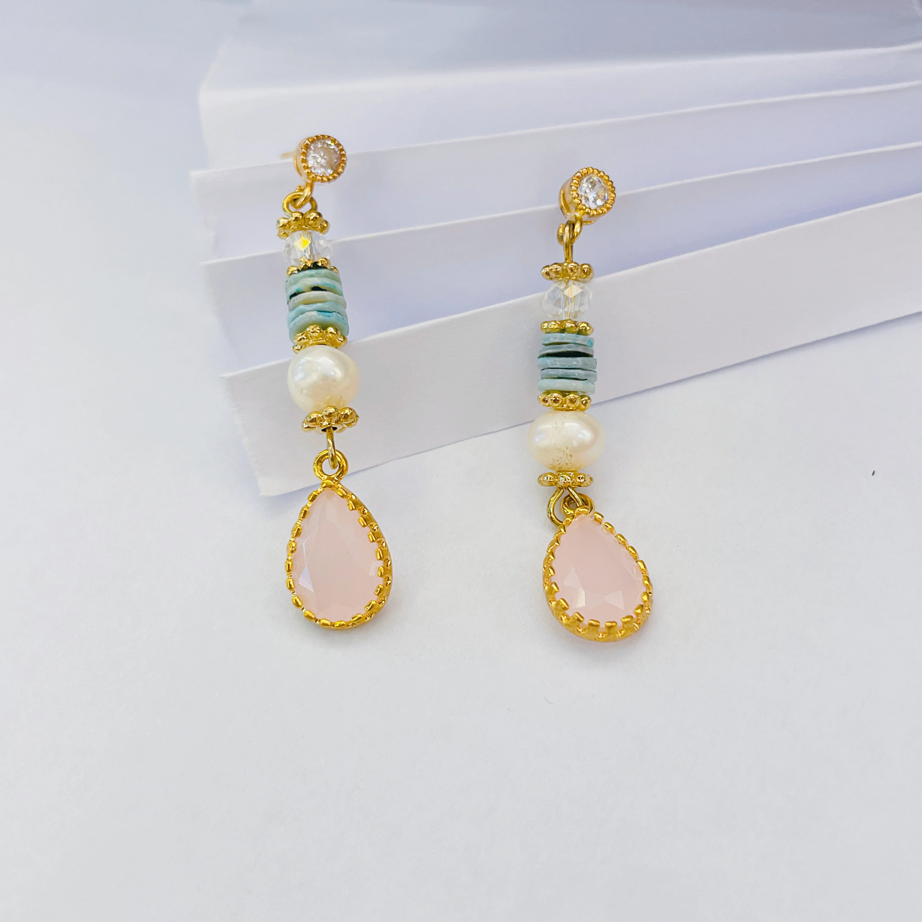 New Chinese-style national trend retro jewelry, enamel, niche titanium steel earrings, oil drip tassels, pearl, ancient-style earrings, stainless steel earrings detail image 3
