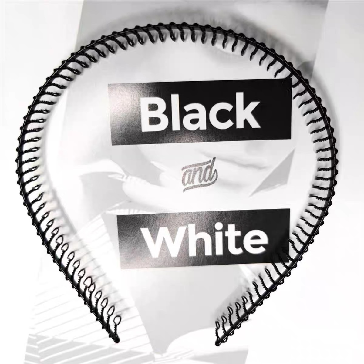 Hair band with teeth, hair clipping comb for the elderly, hair band with teeth for the elderly, hair clip for grandma, grandma, old black bangs, iron wire hair clip, face washing and hair clipping device detail image 2