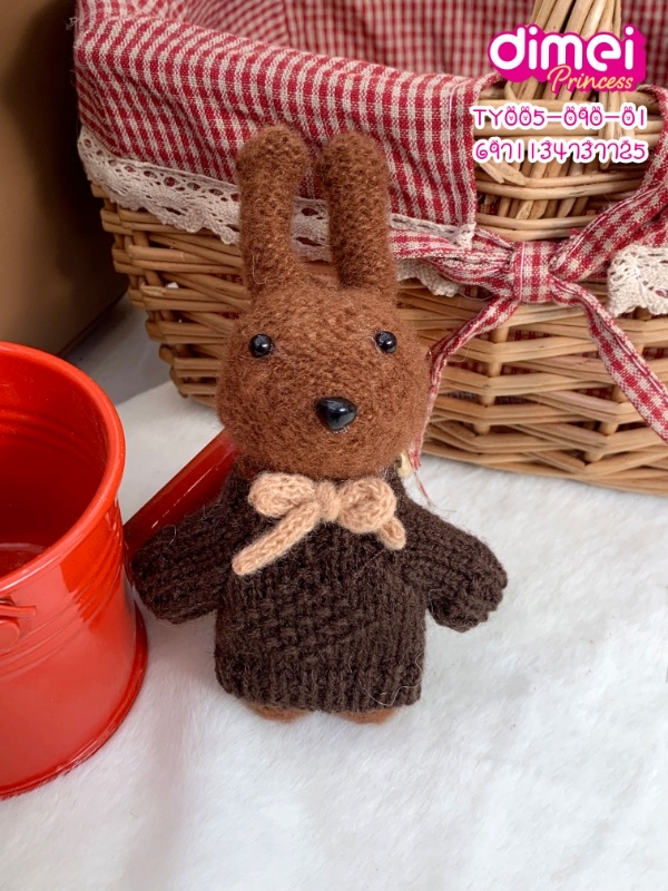 小兔子挂件毛绒穿衣服潮流款详情图7