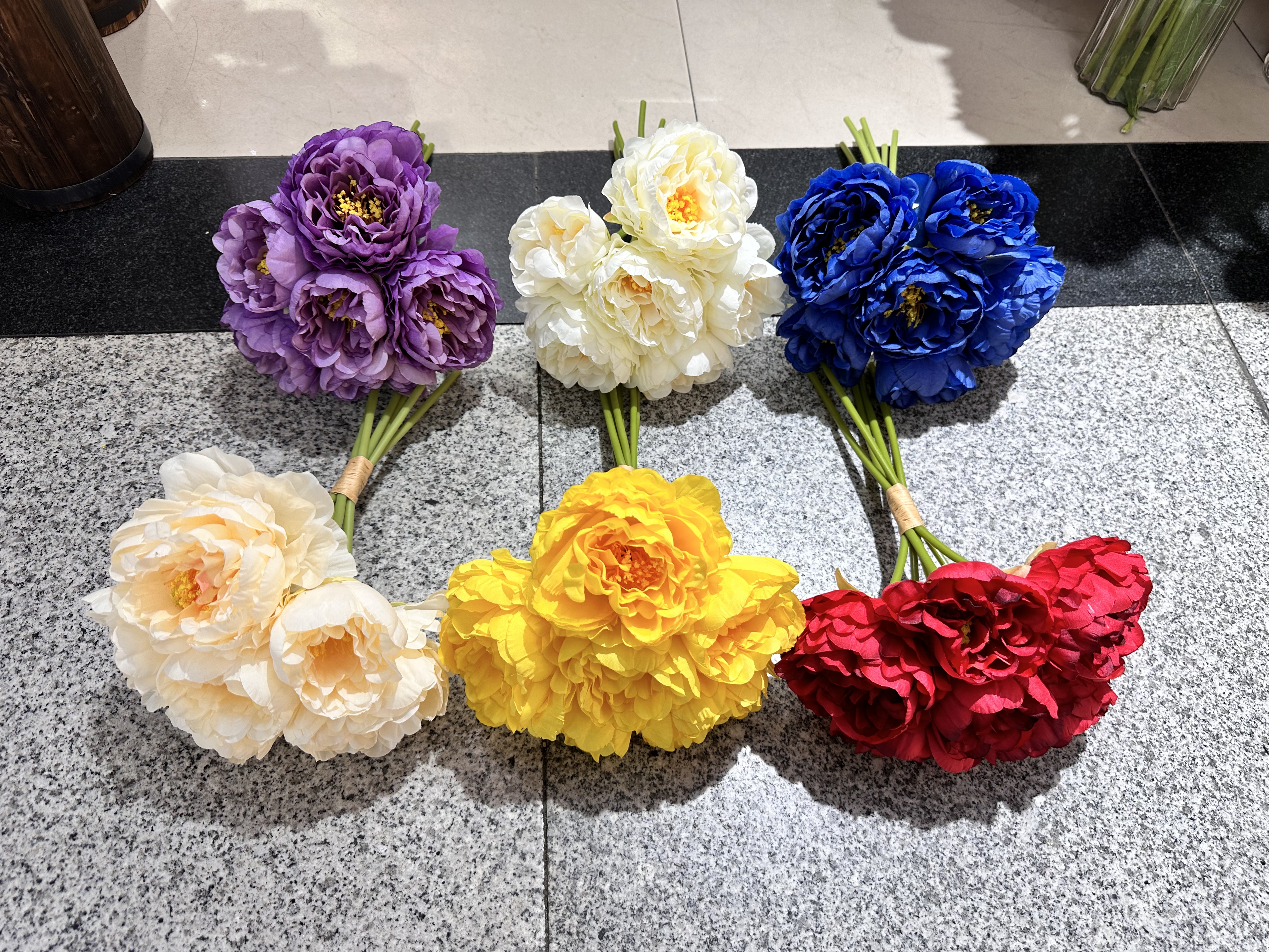 婚庆仿真花，外贸出口，6头牡丹手捧干花香包编织花盆套，6色可混干花香包凤眼车载小挂件