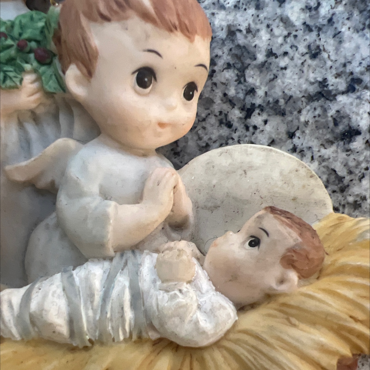 树脂工艺品冰箱贴车载摆件挂件天使三个人细节图