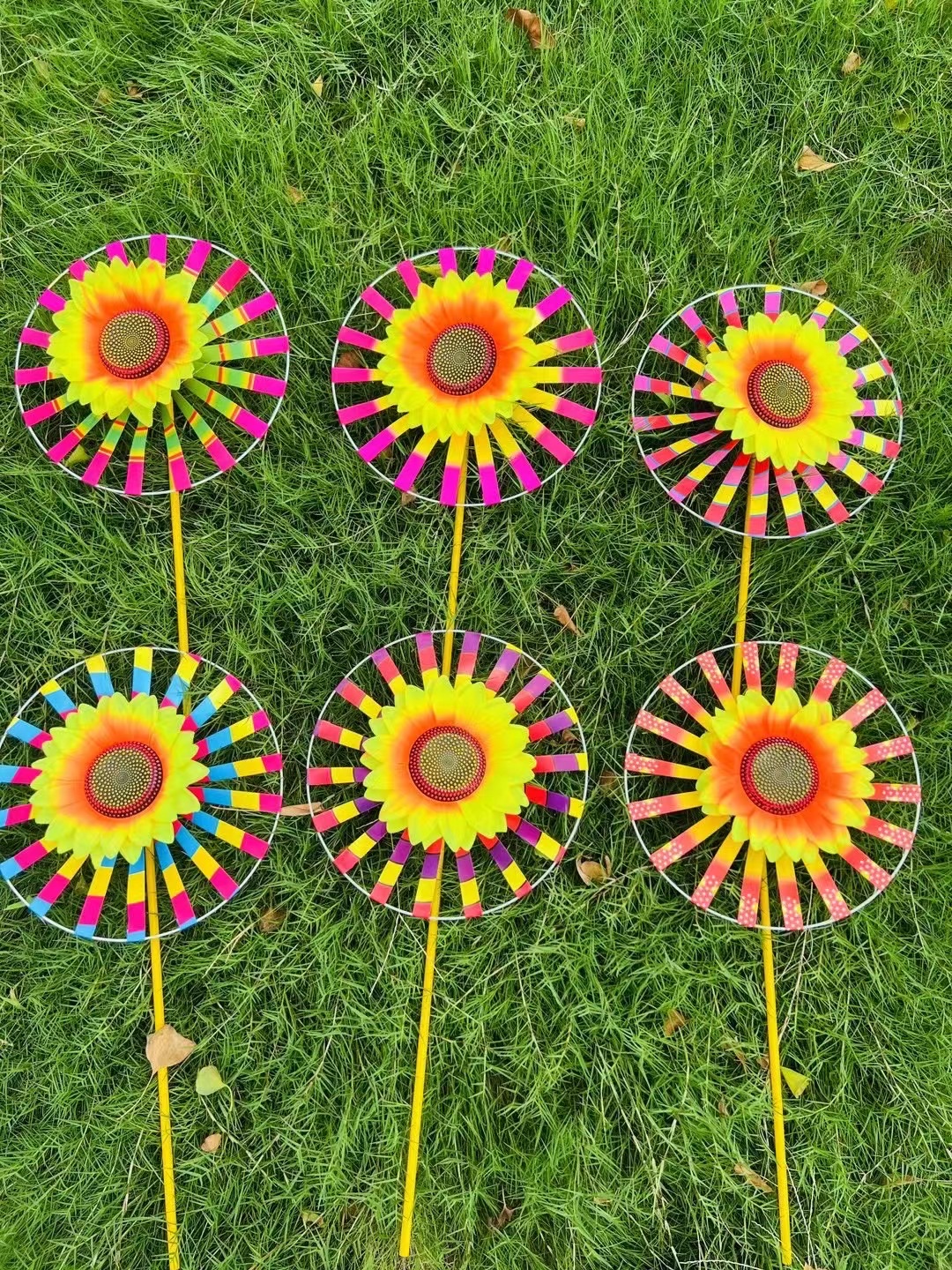 纯色风车/风车/可拆卸小喇叭/风车玩具/风车塑料杆产品图