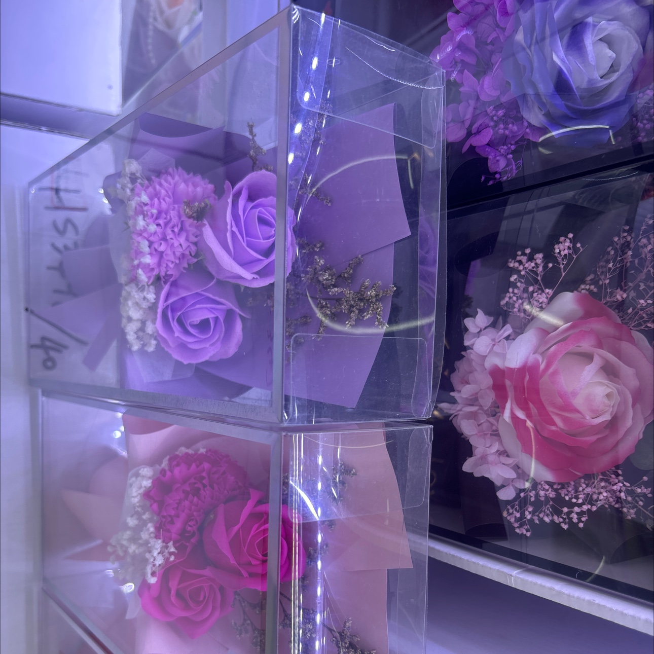 香皂花pvc节日花束礼盒详情图4