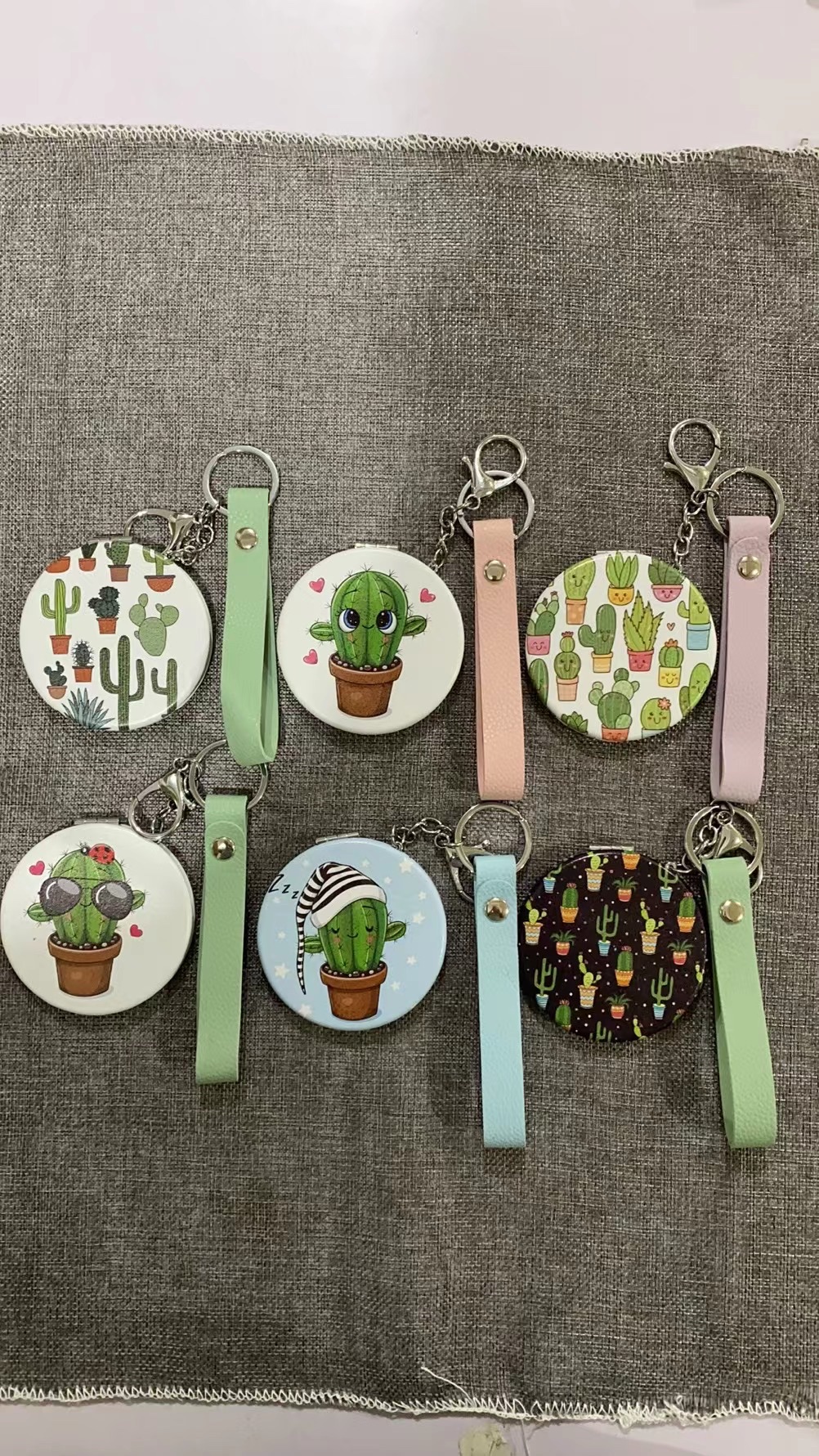 小镜子化妆镜链条钥匙扣 贴珠花 洋气时尚细节图