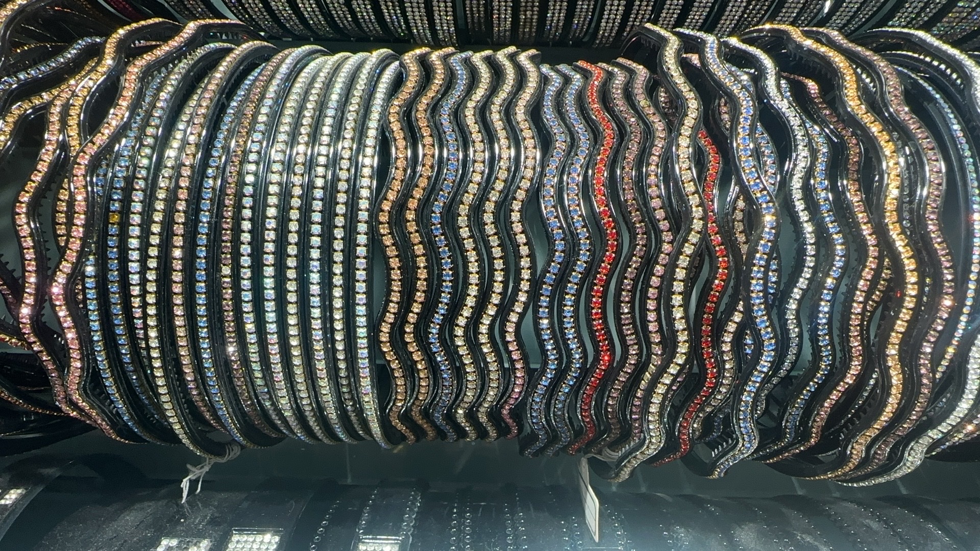 Lujie accessories, super bestsellers, best-selling products, princess hairpins, easy to wear, beautiful and attractive headwear