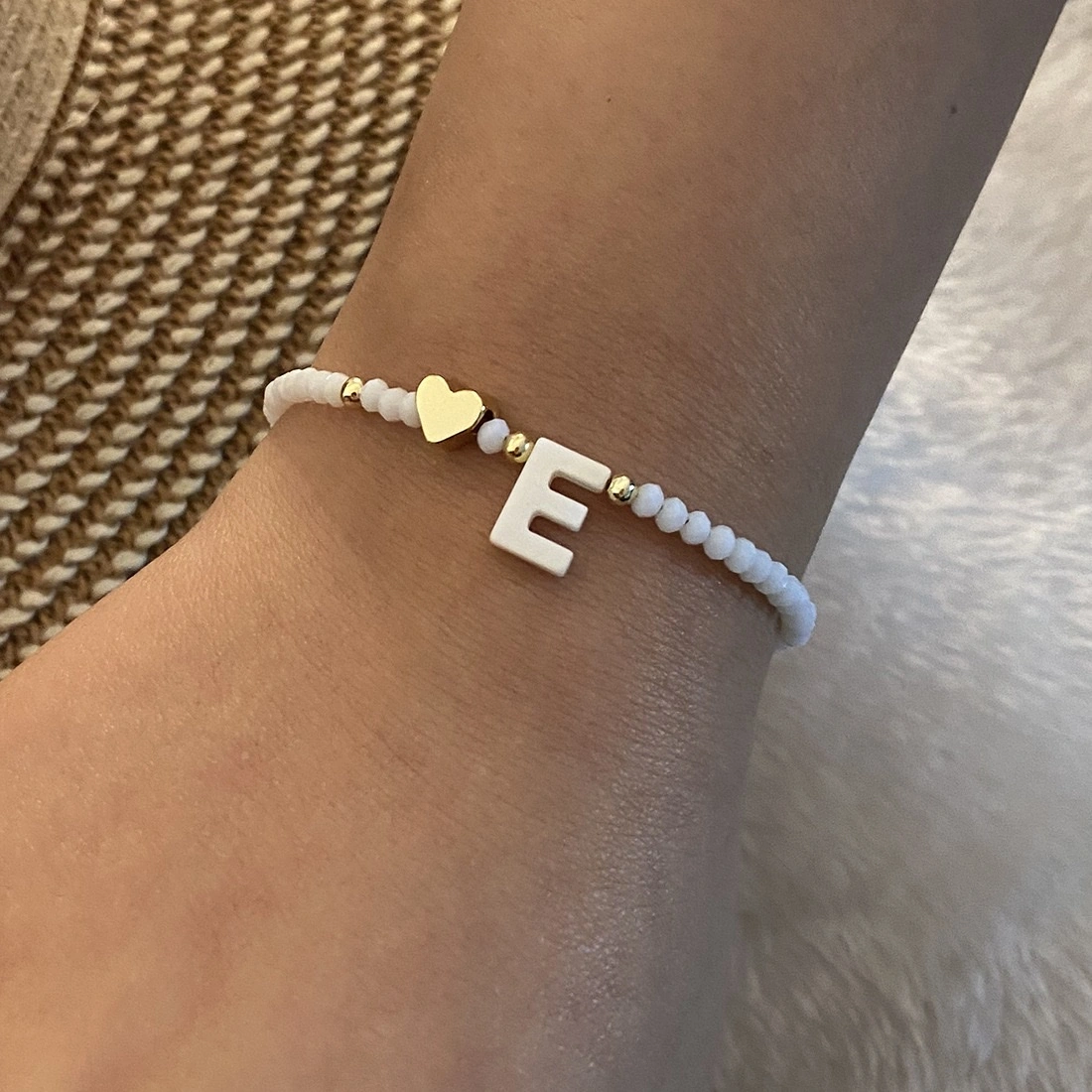 European and American cross-border English 26-letter shell beaded bracelet necklace, metal heart design sense bracelet, Amazon detail image 5