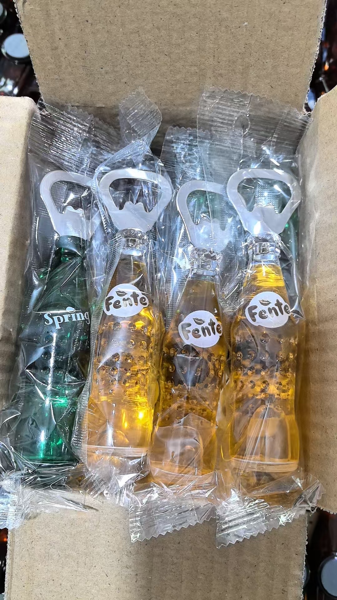 萌粒品牌树脂冰箱贴儿童玩具 车载摆件 玩偶装饰 环保材质 安全无毒 创意小物件，开瓶器