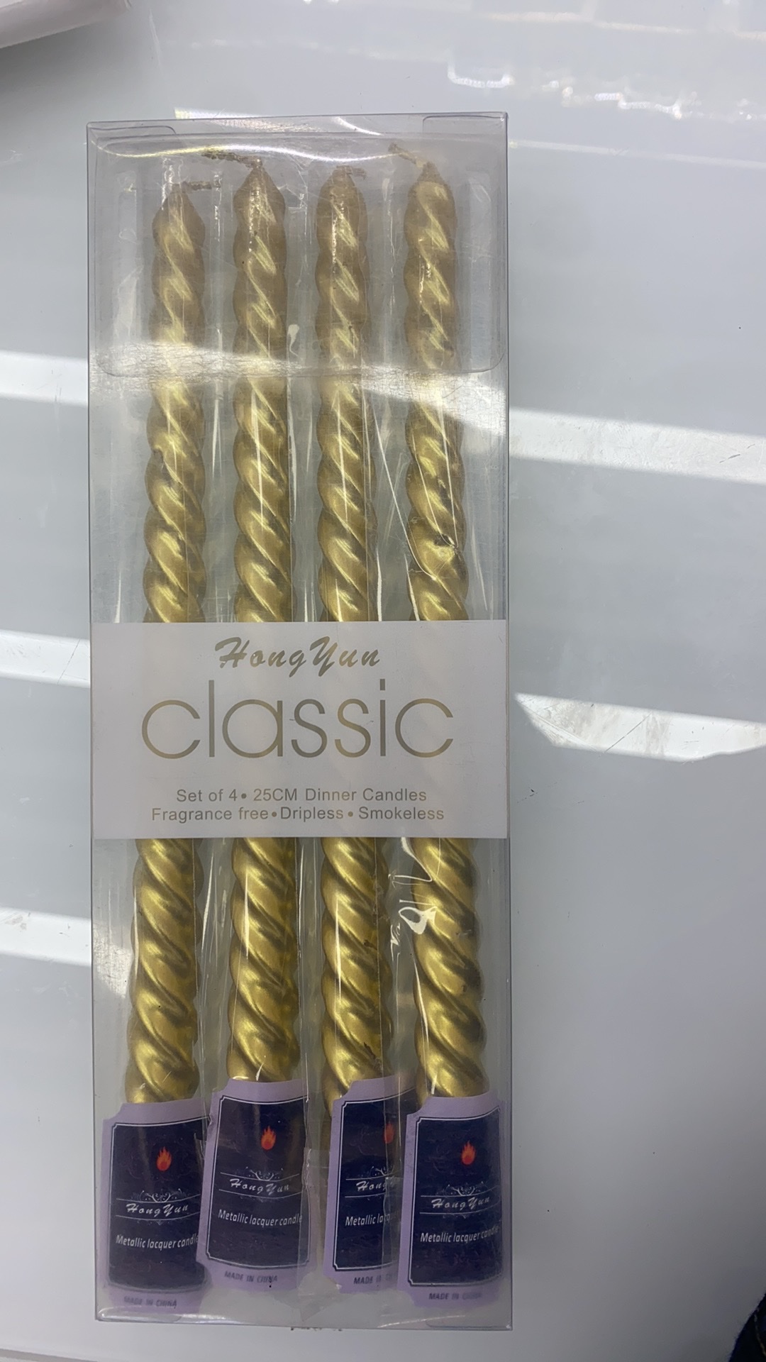 Aromatherapy essential oil candles are essential for birthday celebrations. Electronic candlelight simulates real candle flames, providing a safe, environmentally friendly, smokeless and odorless experience