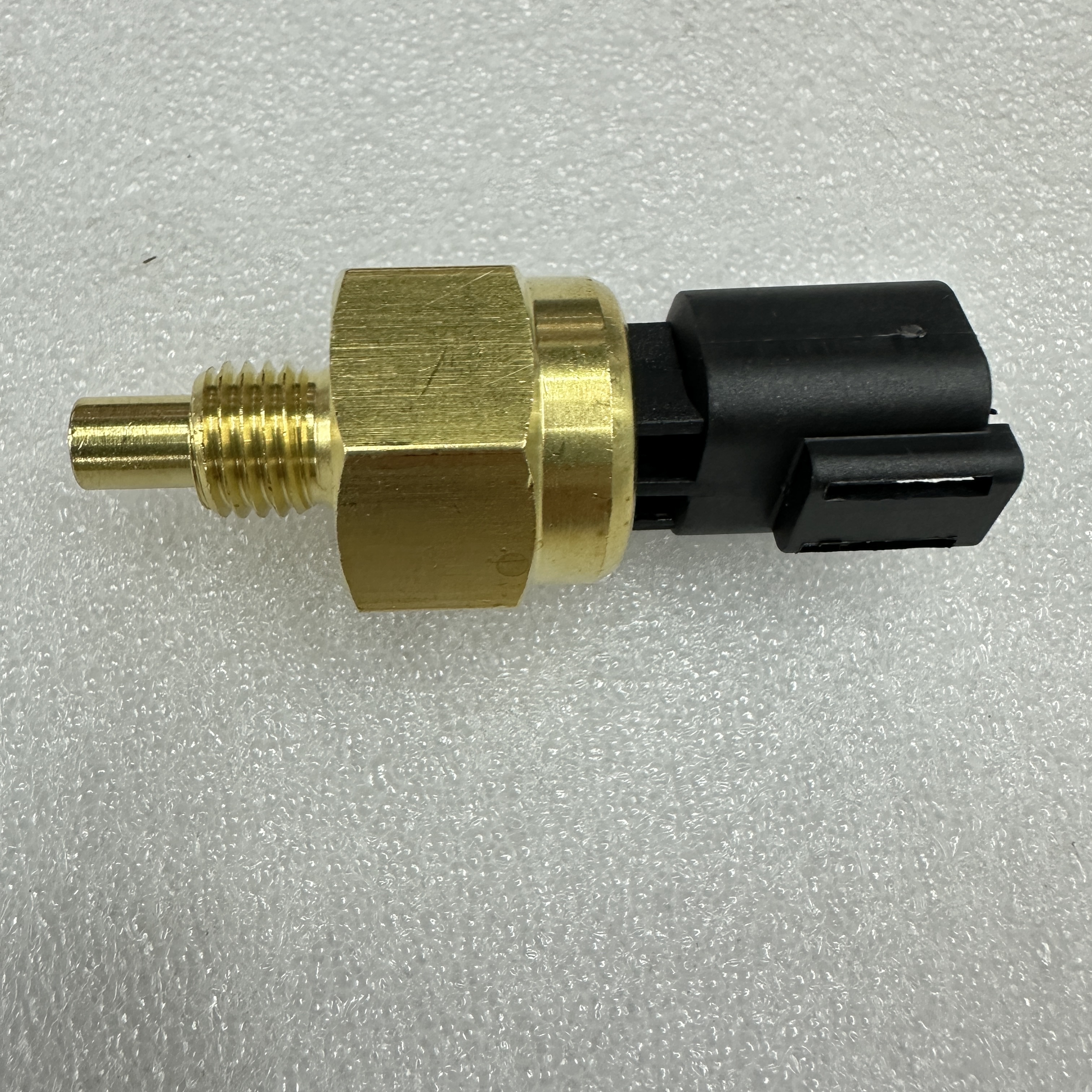 The engineering vehicle parts are suitable for JCB 2CX and 3CX temperature sensors 320/04554 from JCB details Picture