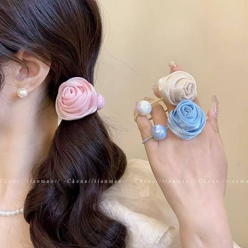 The new trendy hair band and headband, a high-end hair accessory, is a simple and fashionable Korean-style accessory for girls. It has long-lasting elasticity and does not damage hair quality details Picture