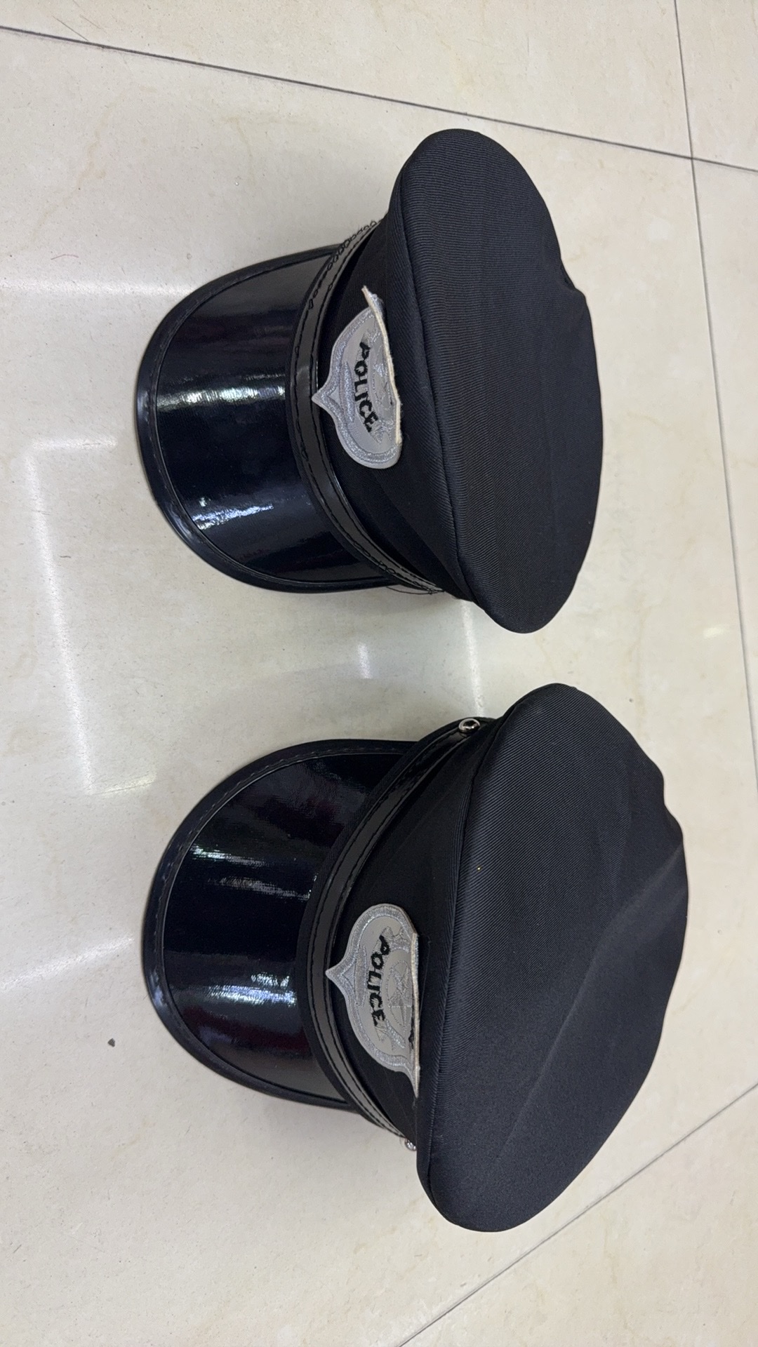 本厂专业生产各类节日用品，节日帽子，领带领结面具，款式齐全，品种齐全，欢迎新老客户订购。详情图5