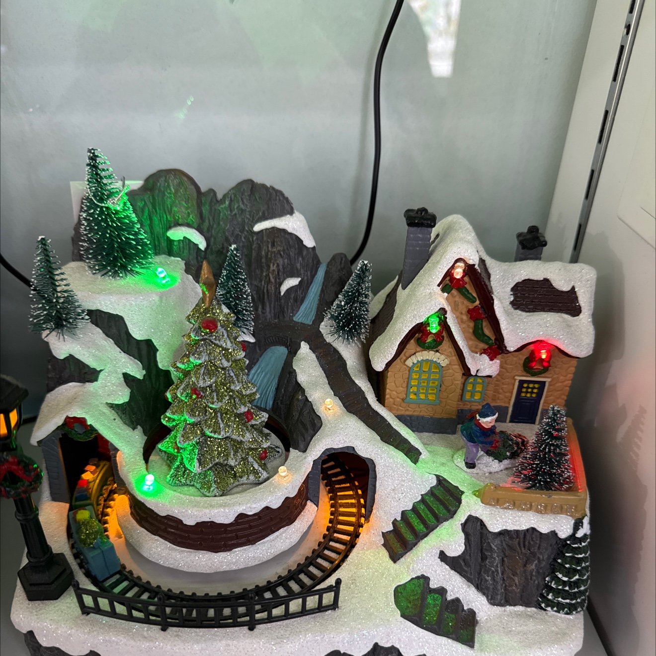 日用树脂工艺品 独特设计树脂工艺品 家居装饰品
详情图3