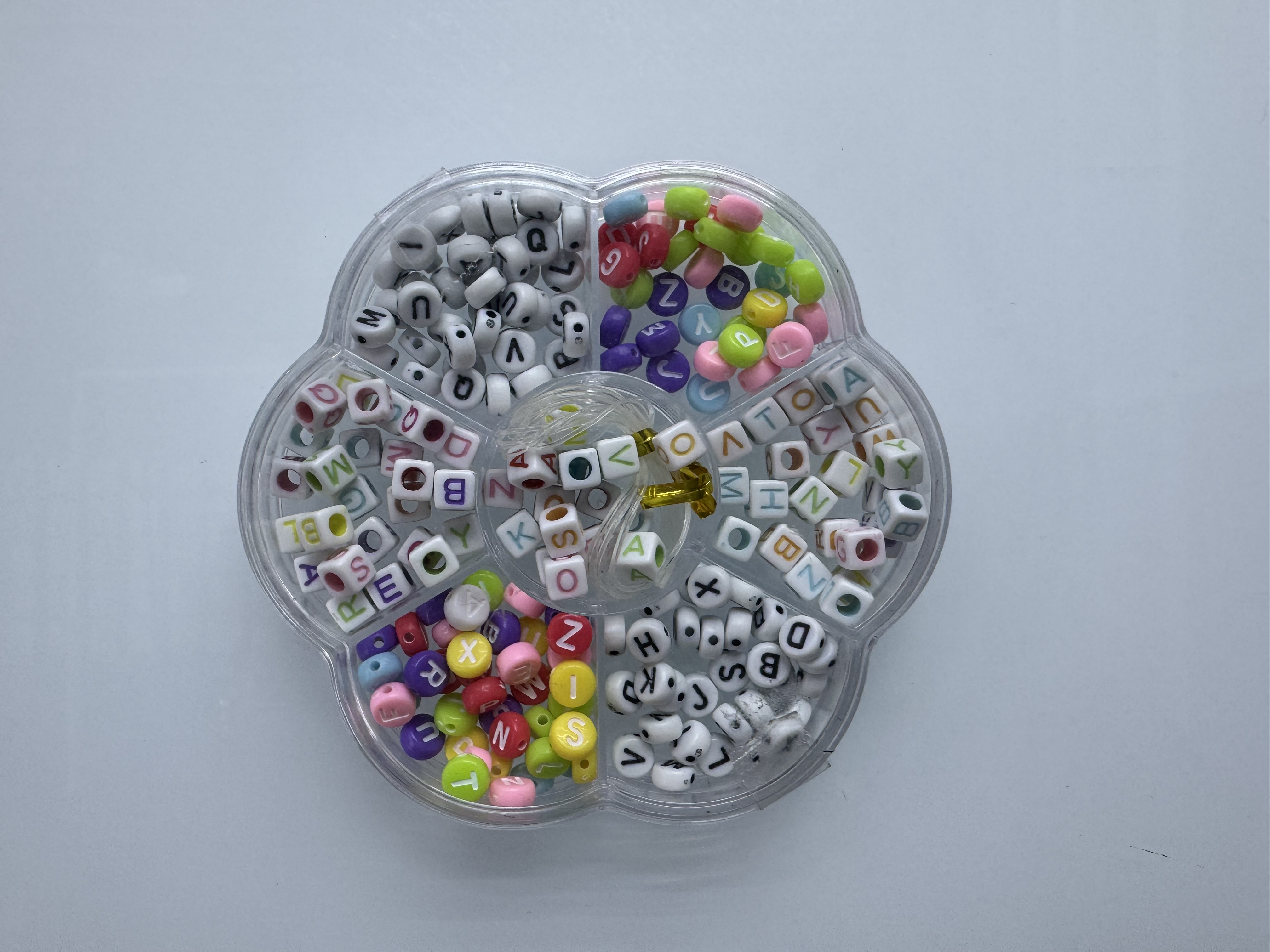 PS小梅花盒串珠，7格DIY串珠，儿童益智，可爱，时尚玩具详情图7